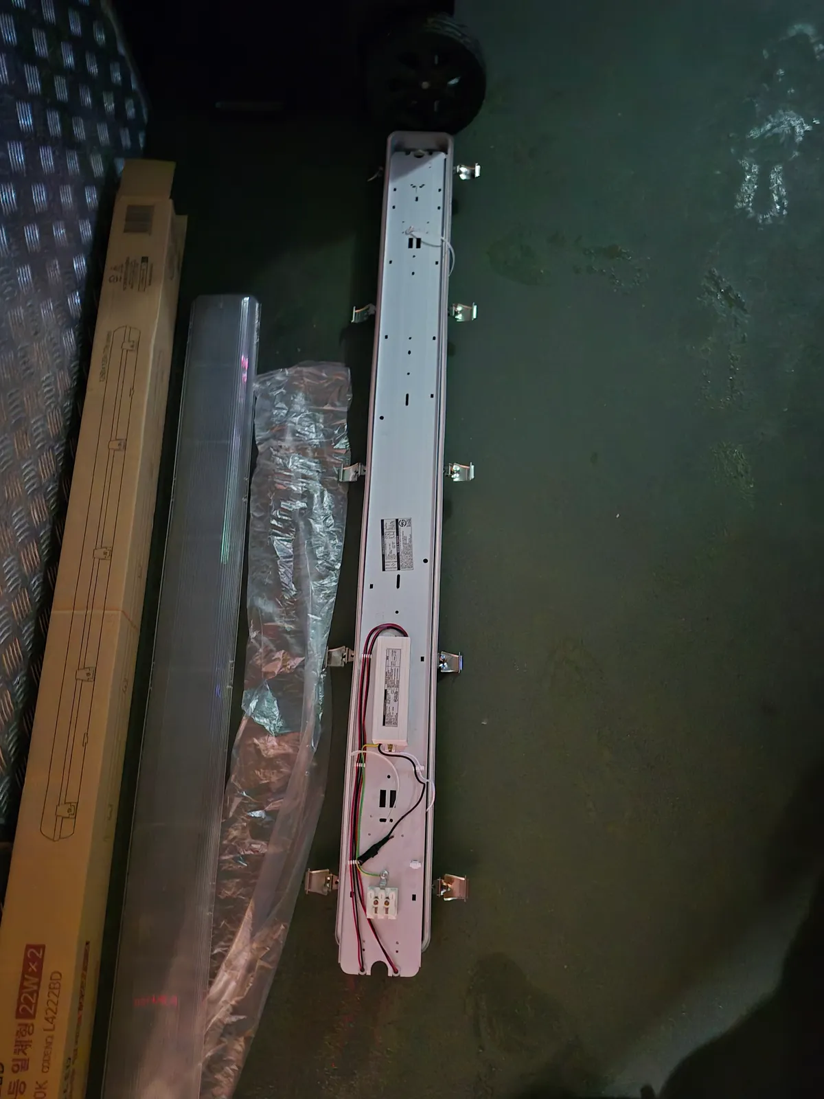 대기업 사업장 구내식당 워크인냉장고 방습등 교체·이동무침카 용접 대표 사진