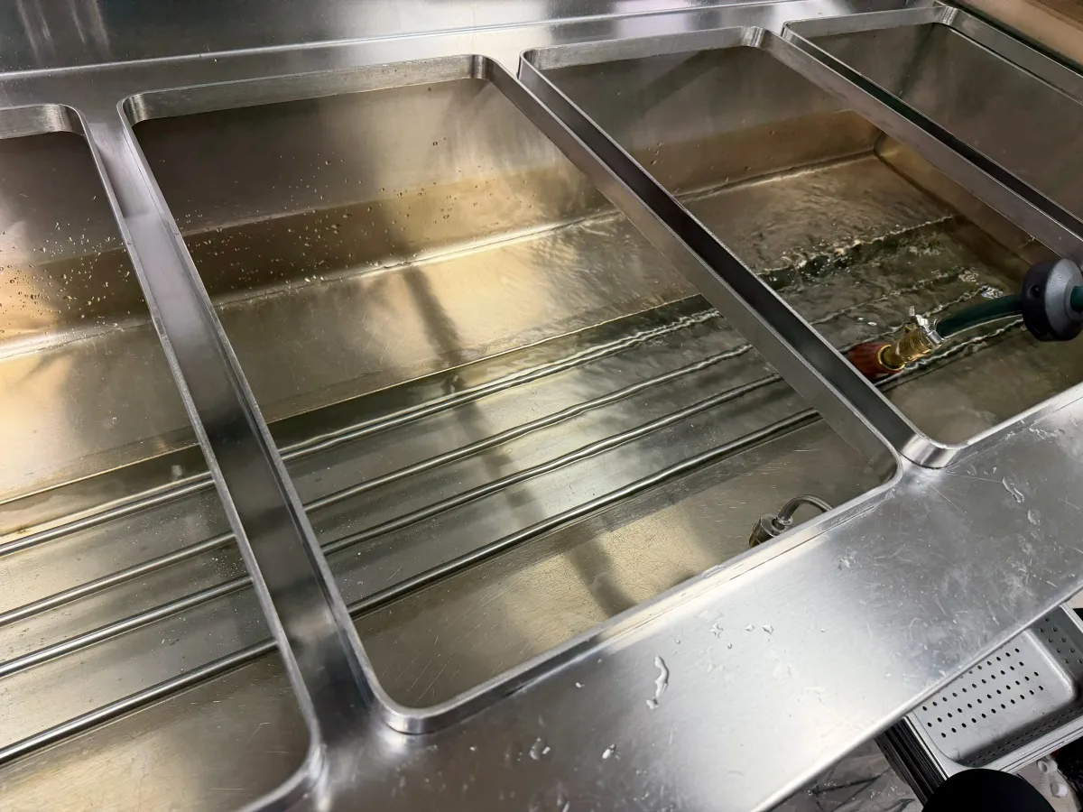 식당 배식 구역 보온배식대 히터 교체 3번째 사진