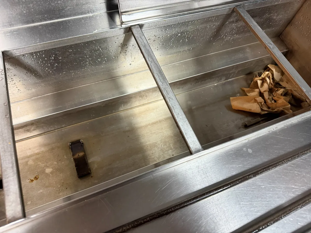 테마파크 식당 보온배식대 히터 교체 4번째 사진