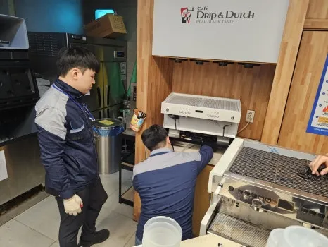 [경기 수원] 대기업 사내카페 커피머신 교체 — 007