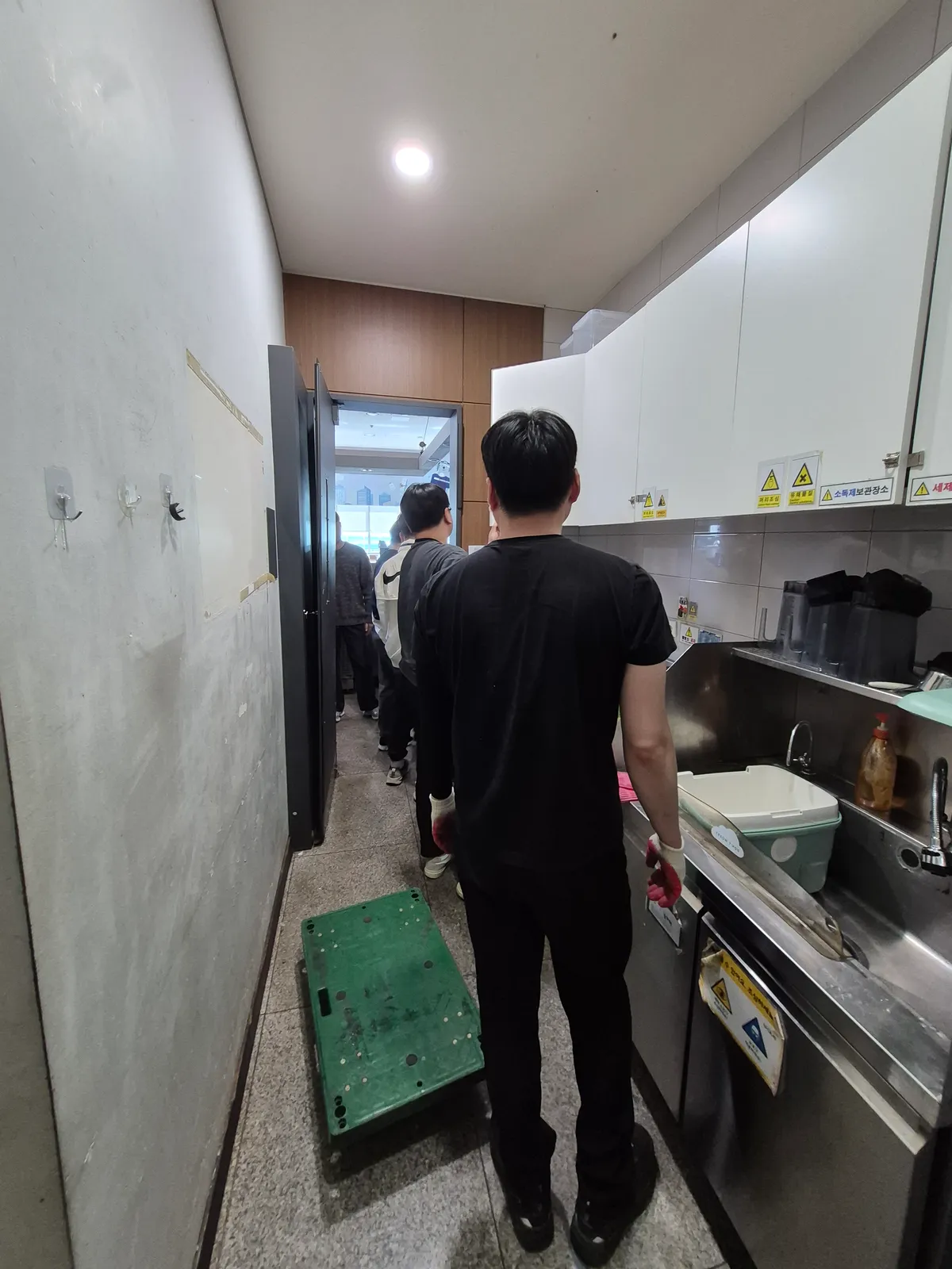 기업 사내 카페 카페 기물 철거·이동 2번째 사진