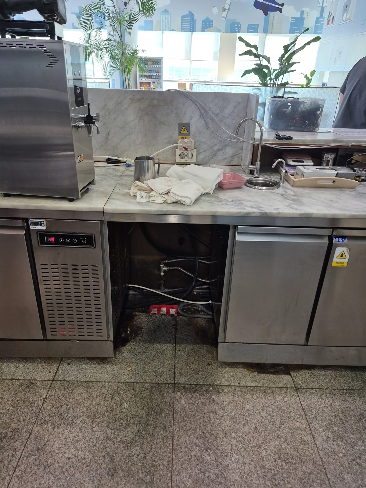 기업 사내 카페 카페 기물 철거·이동 4번째 사진